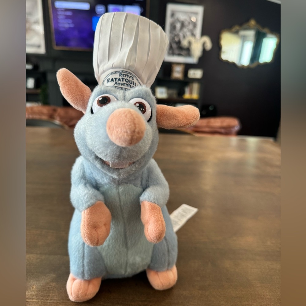 Disney World Parks Ratatouille Talking Remy Epcot